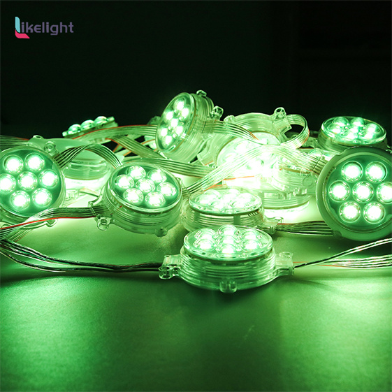 Несколько зелёных узлов LIKELIGHT 50mm на оригинальном фото того же продукта